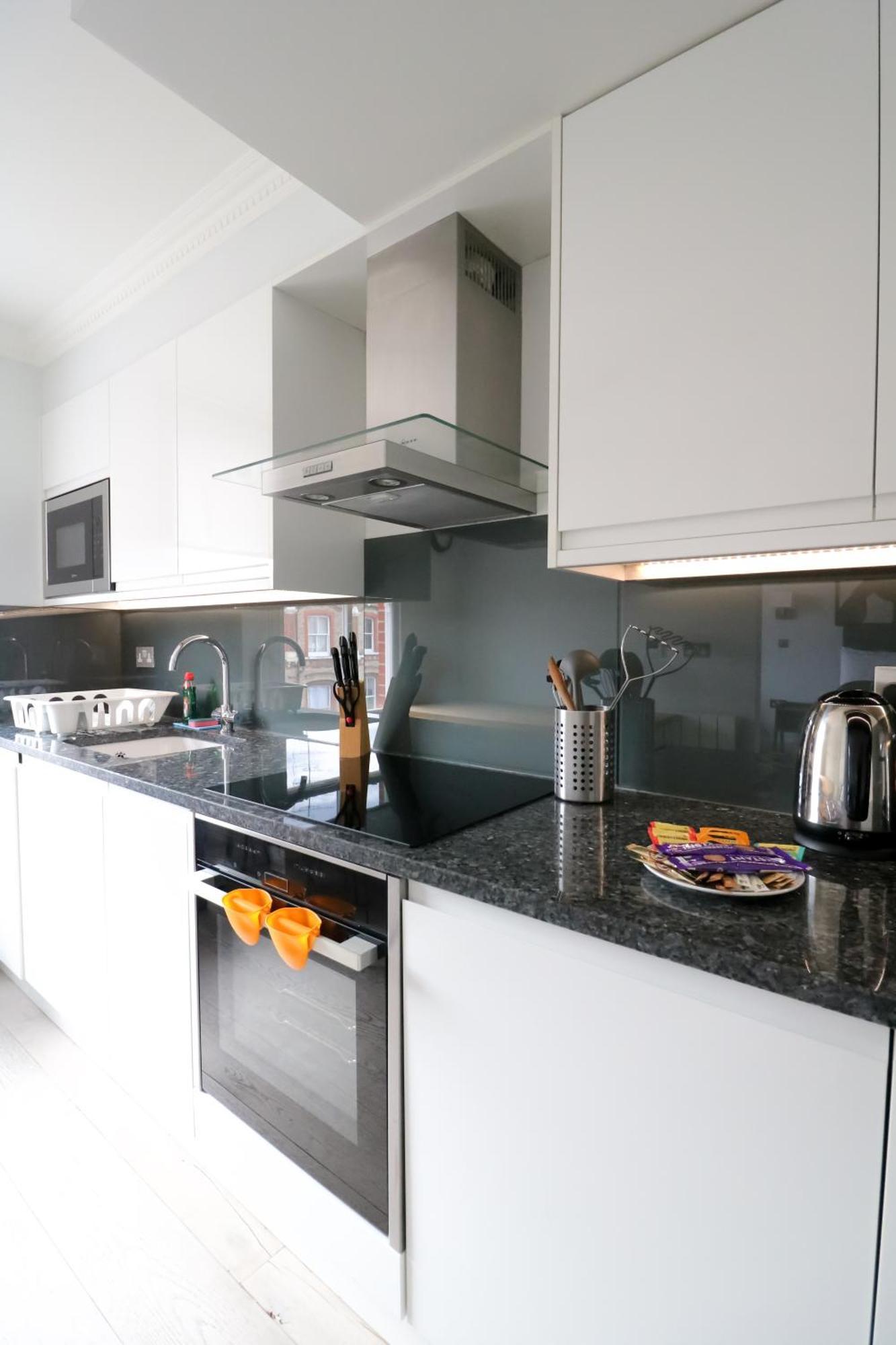High Street Kensington By Viridian Apartments London Ngoại thất bức ảnh